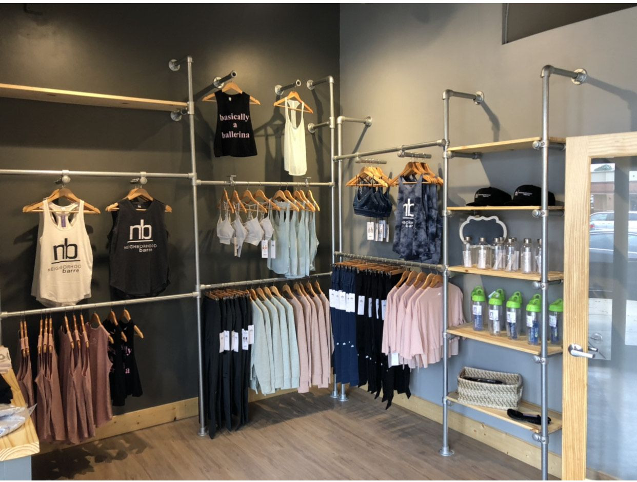 Custom Retail Racks for Stylish Displays - Simplified Building