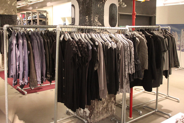 versatile free standing clothing frame